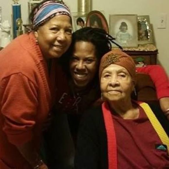 Meet your Posher, Thelma - Picture 1 of 1